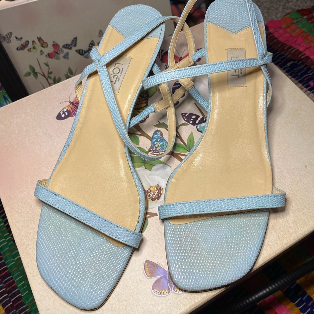 Ann Taylor Baby Blue Kitten Heel